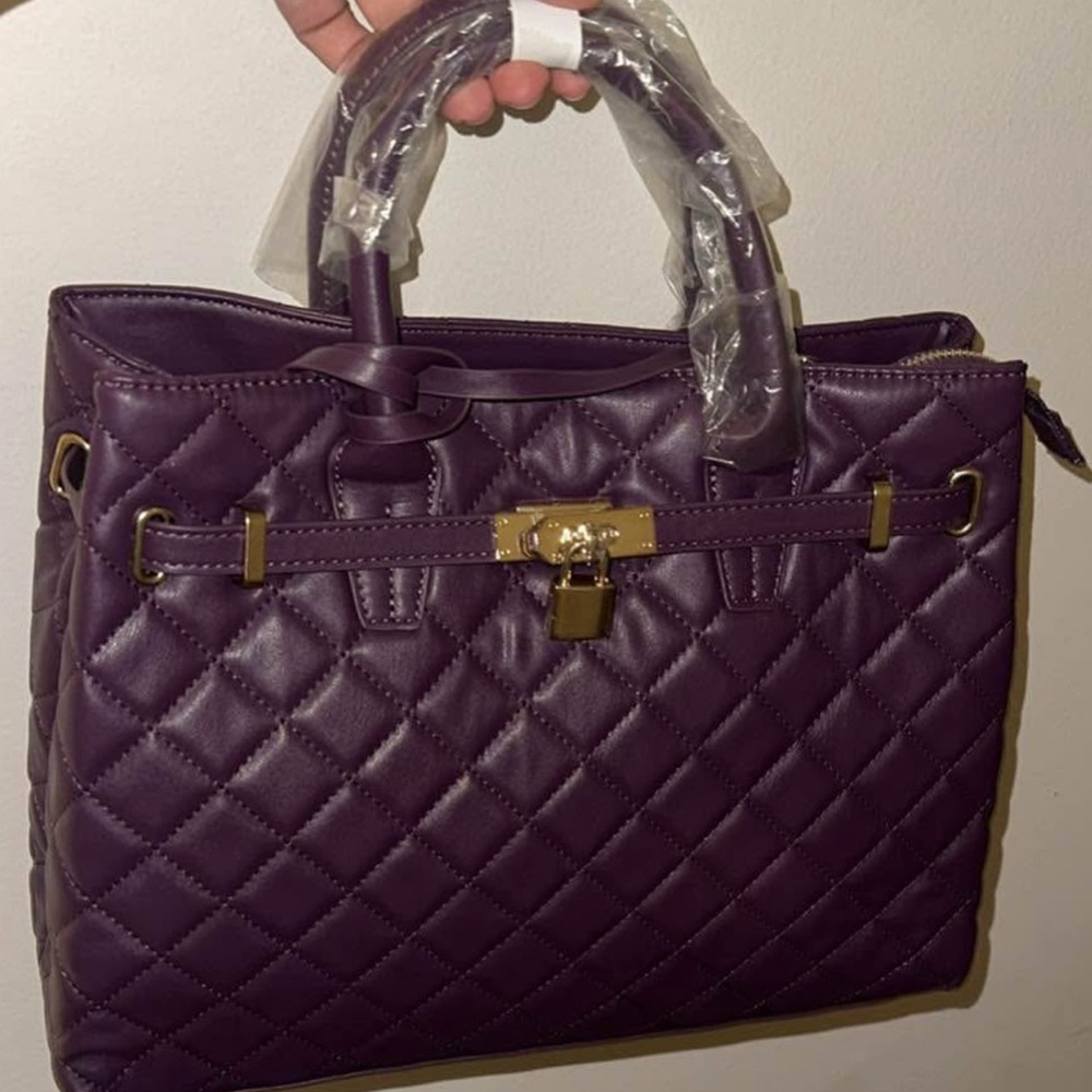 *NEW* Badgley Mischka Quilted Tote – Designer Handbag